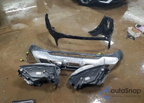 2021 Mercedes-Benz Glc 300 4Matic z USA, uszkodzony, nr VIN W1N0G8EB9MV280085